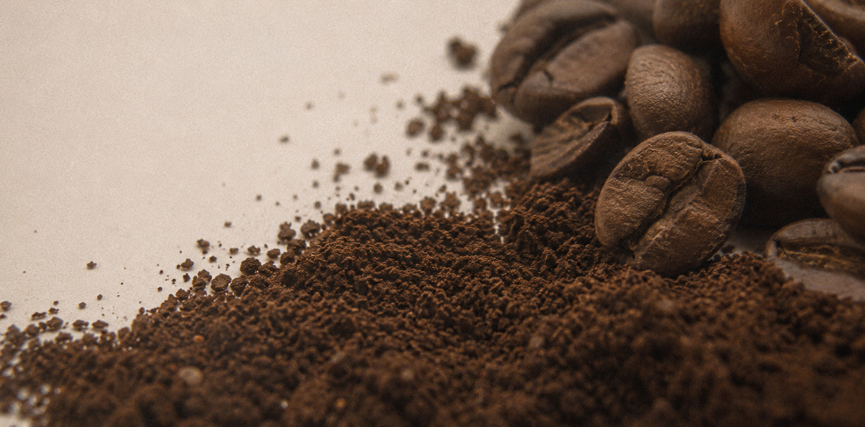 Caffeine ingredient for Refresh Mist